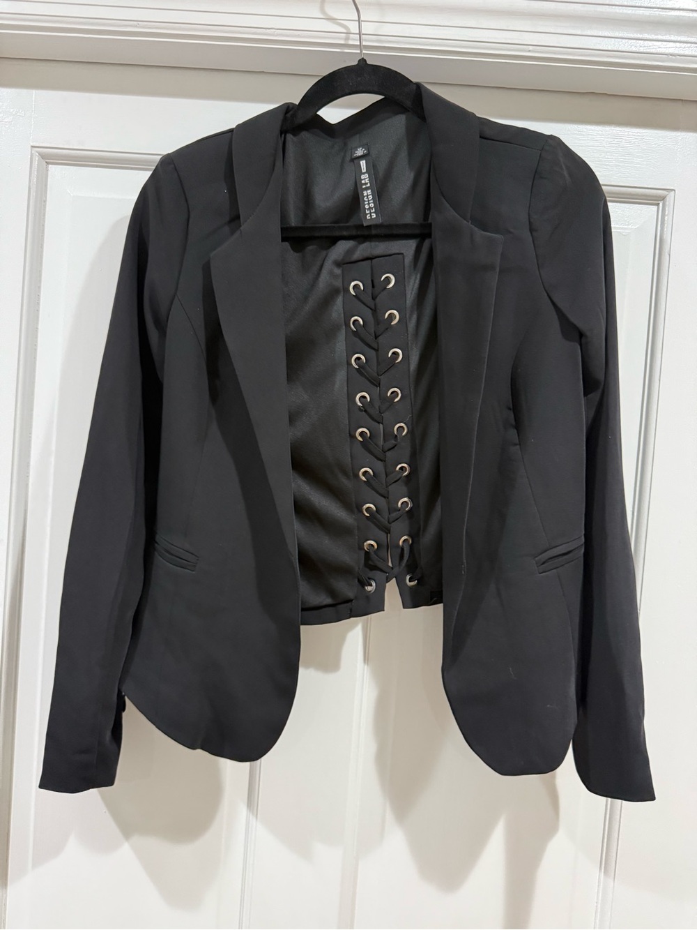 Design Lab Lord & Taylor Black Lace-Up Open Blazer